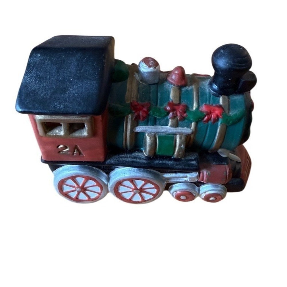 Village Square Christmas‎ Train Locomotive Engine Figurine 1994 Green Red 2A
